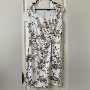 ILE New York Dress - White Dress with Foil Flowers - NWT!
